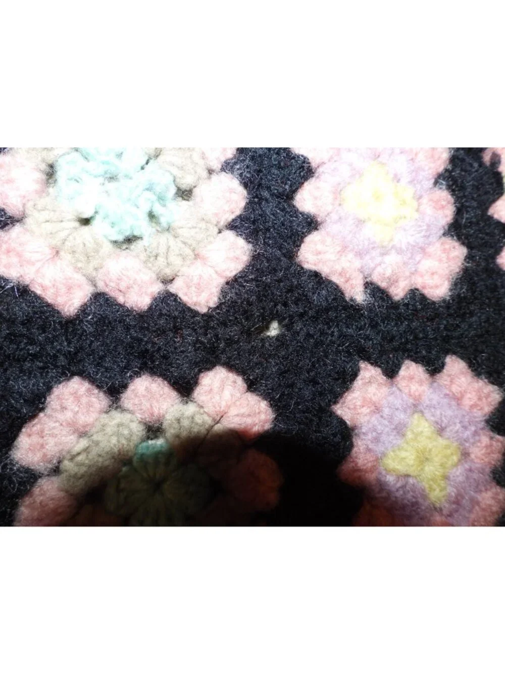 HANDMADE Crochet Tight Knit Wool Granny Squares 40x52 Afghan Throw Blanket